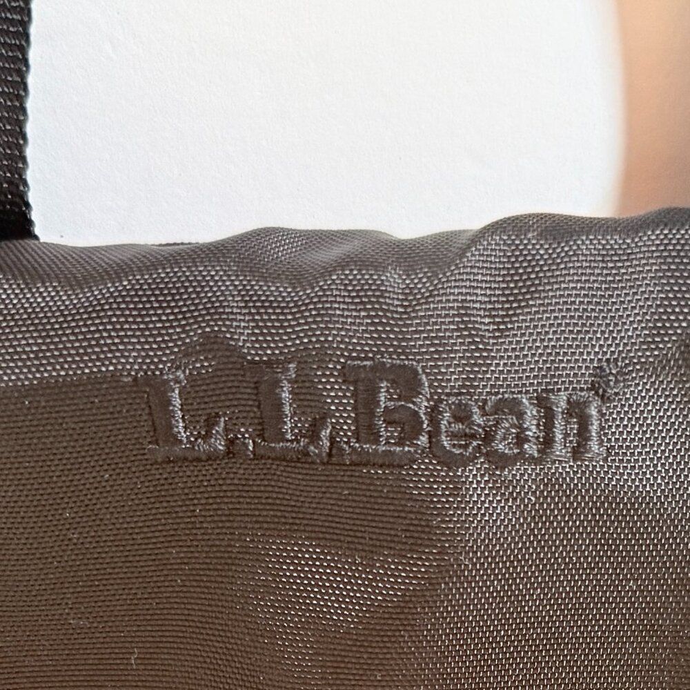 L.L.Bean's Personal Organizer Toiletry Bag with Removable Mesh Caddy - Picture 12 of 12